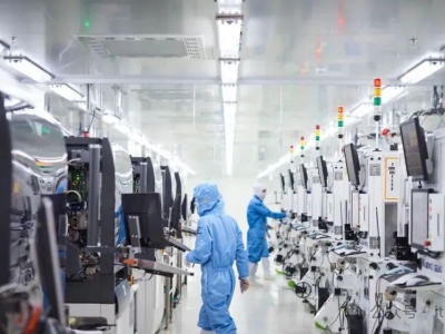 6387142262160628904837249