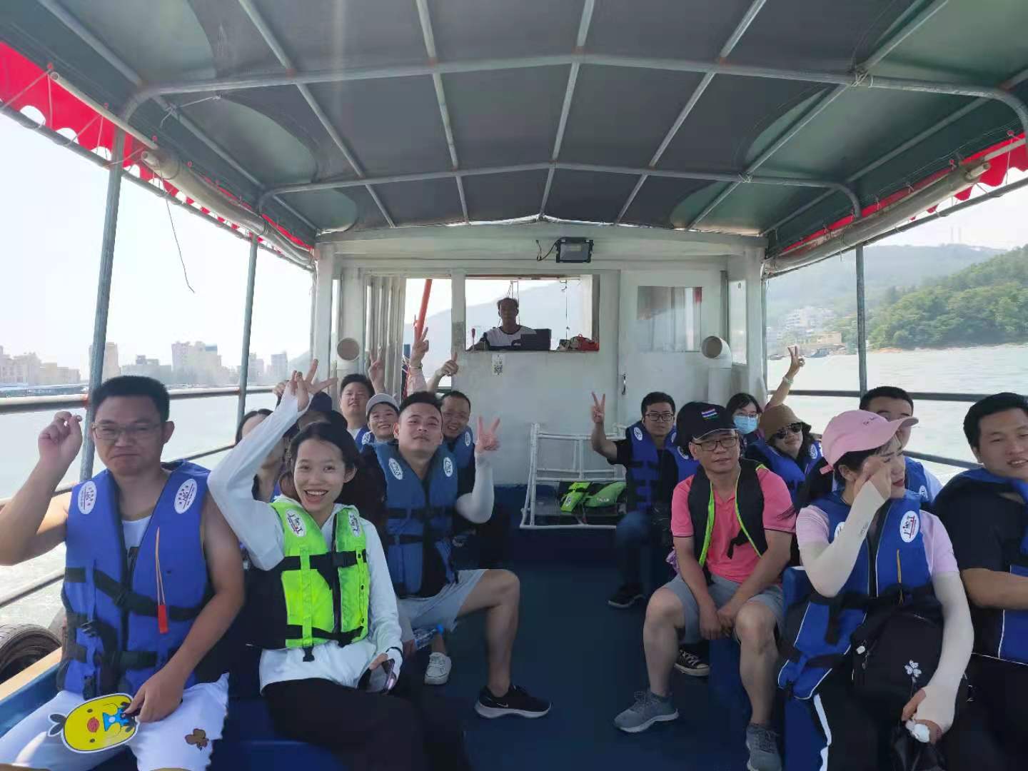 薩科微SLKOR團(tuán)隊(duì)出海自己動(dòng)手捕魚